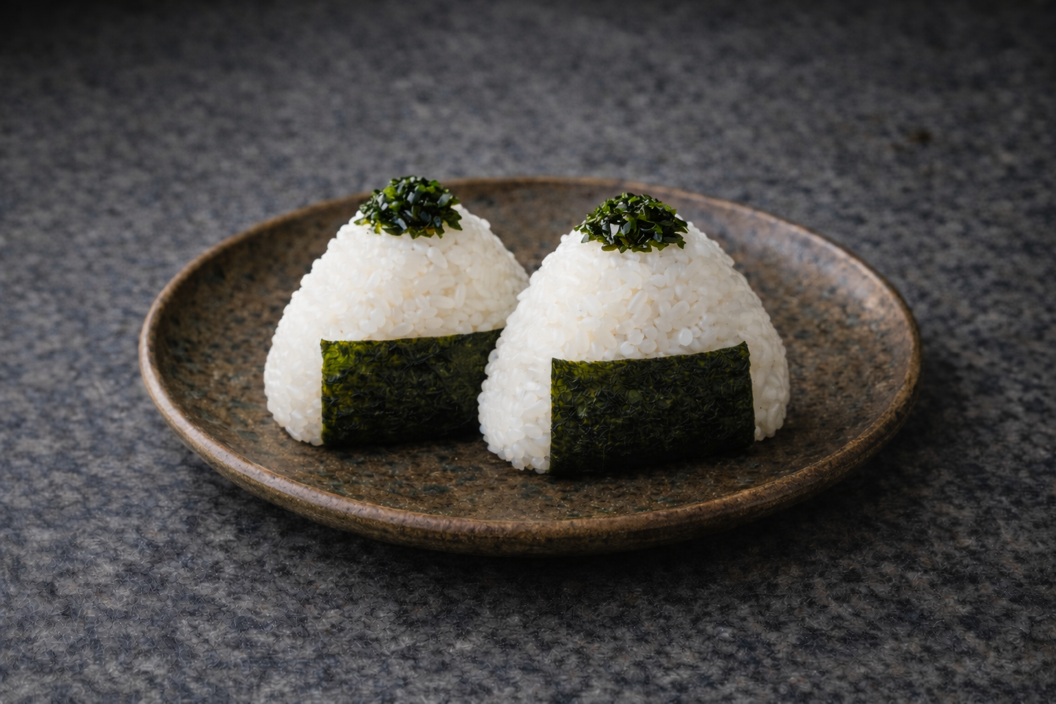 Onigiri Rice bowl Wakame Seaweed (with miso soup+5aed)